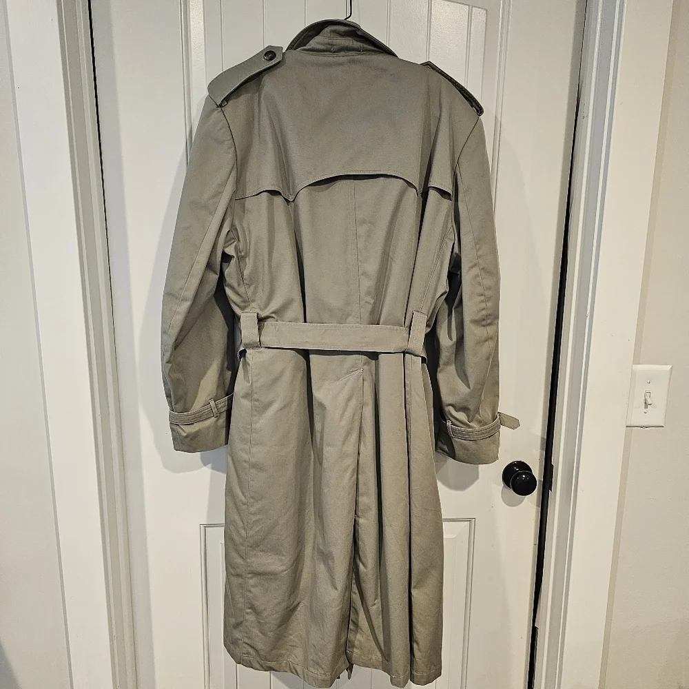 VTG Classic Oakton Ltd Trench Coat 46 L Brown Taupe Removable Liner Rain Jacket